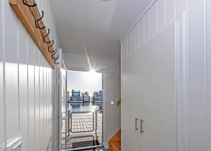 Botel Awesome Ship In With Sauna Olpenitz