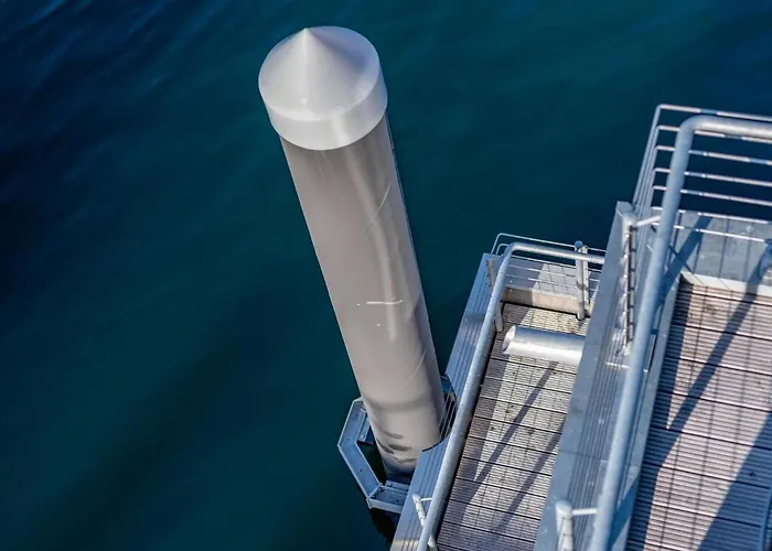 Awesome Ship In With Sauna Botel 5*